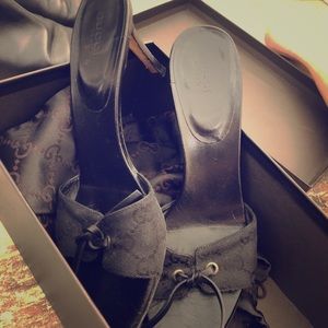 Gucci black heels